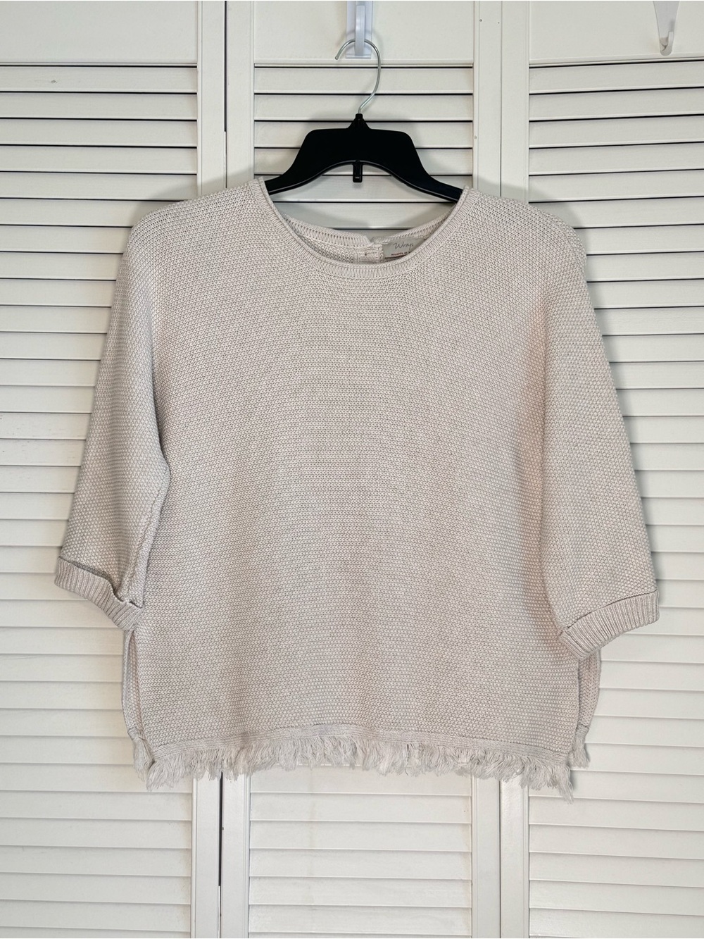 Wrap London Sweater Cardigan Fringe Hem Button Back 3/4 Sleeve Size US 10 Ivory